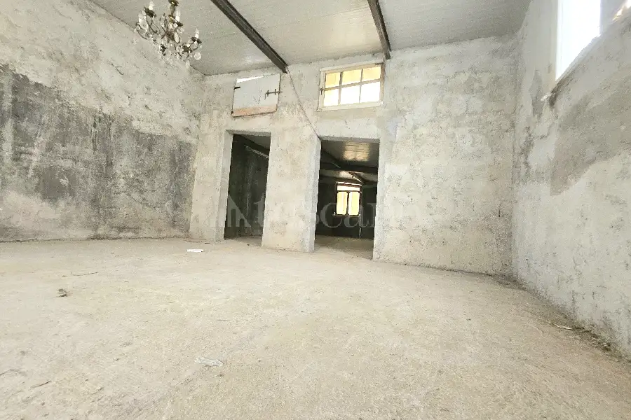 Casa Indipendente in vendita di 300 mq a €300.000 (rif. 6/2026)