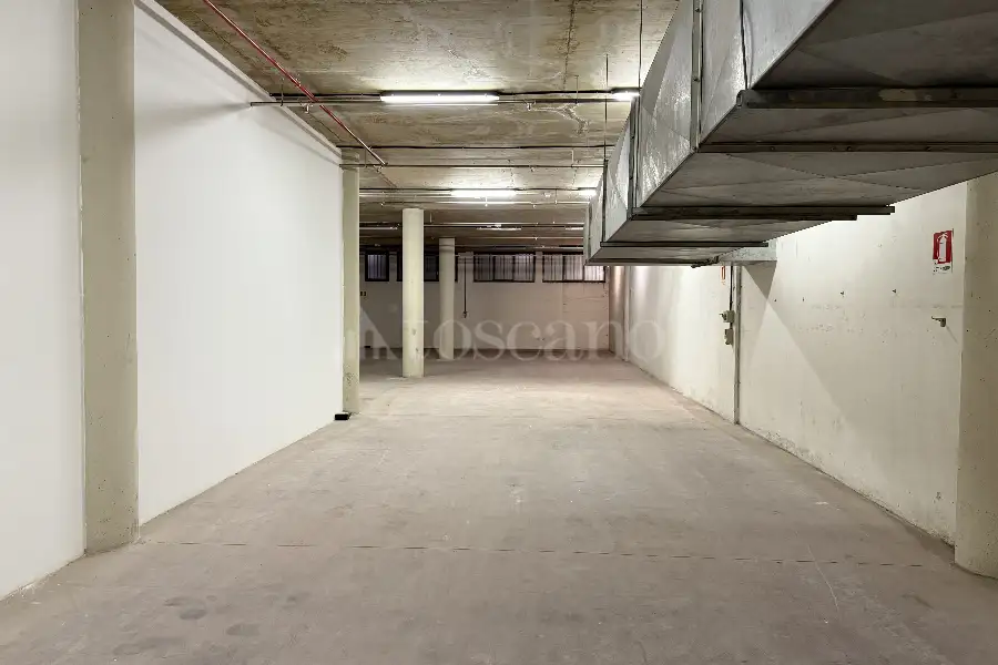 Magazzino in vendita di 300 mq a €70.000 (rif. 27/2025)