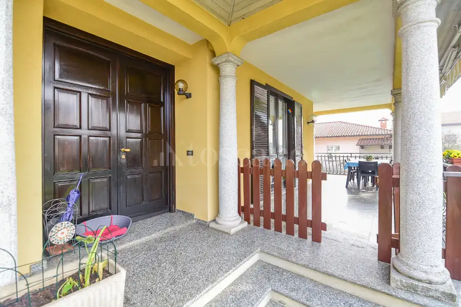 Villa in vendita di 600 mq a €980.000 (rif. 5/2026)
