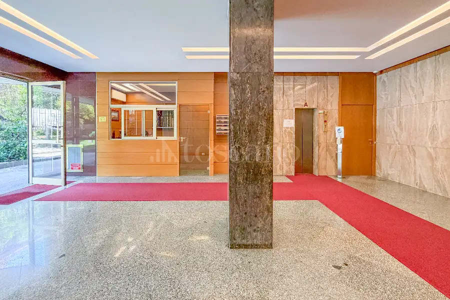 Casa in vendita di 240 mq a €3.290.000 (rif. 106/2026)