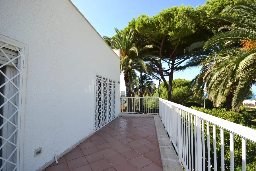 Casa Indipendente in affitto di 180 mq a €2.900 (rif. 43/2025)