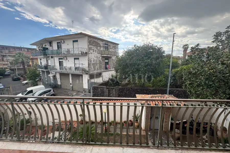 Villa Bifamiliare in vendita di 480 mq a €499.000 (rif. 171/2026)