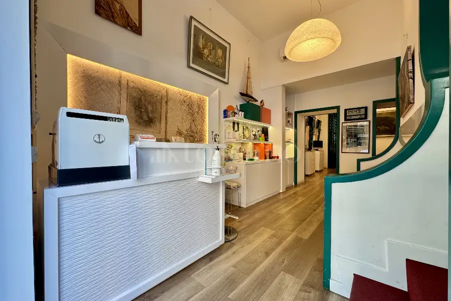 Negozio in vendita di 62 mq a €399.000 (rif. 13/2025)