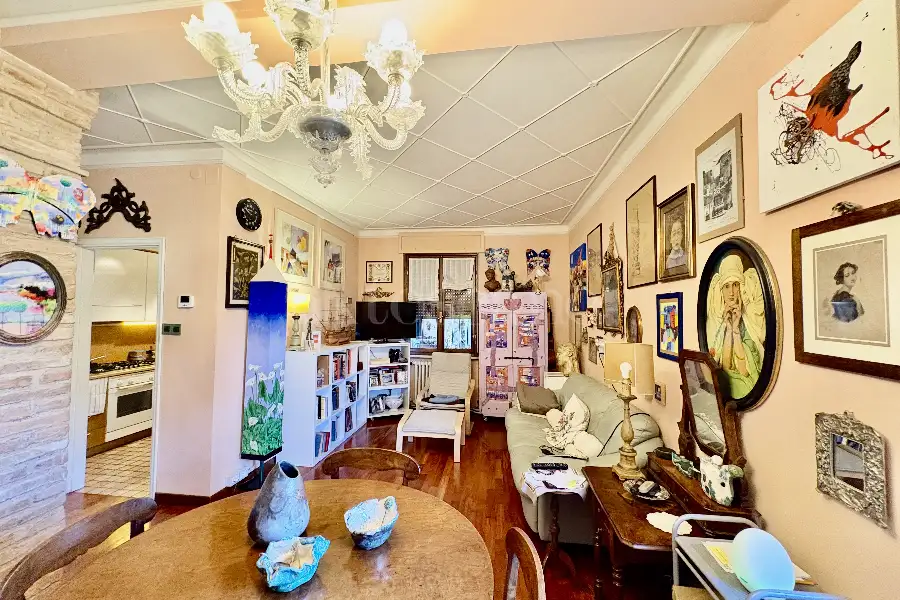 Villa Bifamiliare in vendita di 150 mq a €120.000 (rif. 13/2026)