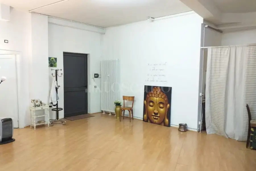 Laboratorio in vendita di 150 mq a €165.000 (rif. 60/2025)