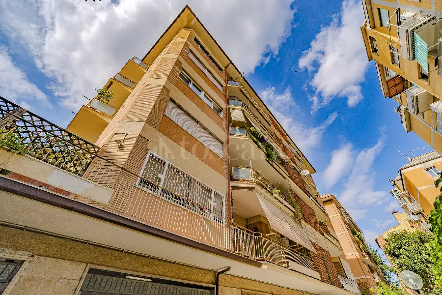 Casa in vendita di 161 mq a €660.000 (rif. 9/2026)