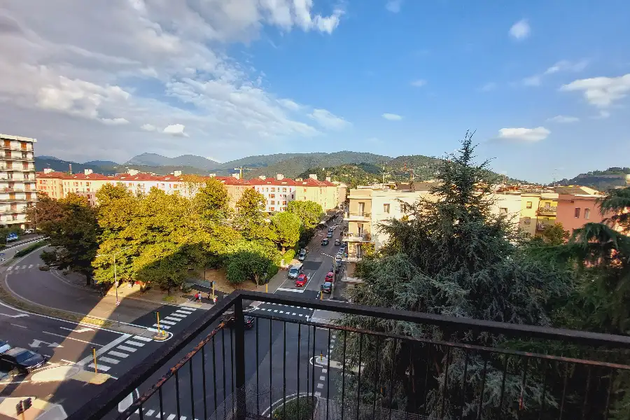 Casa in affitto di 130 mq a €900 (rif. 19/2026)