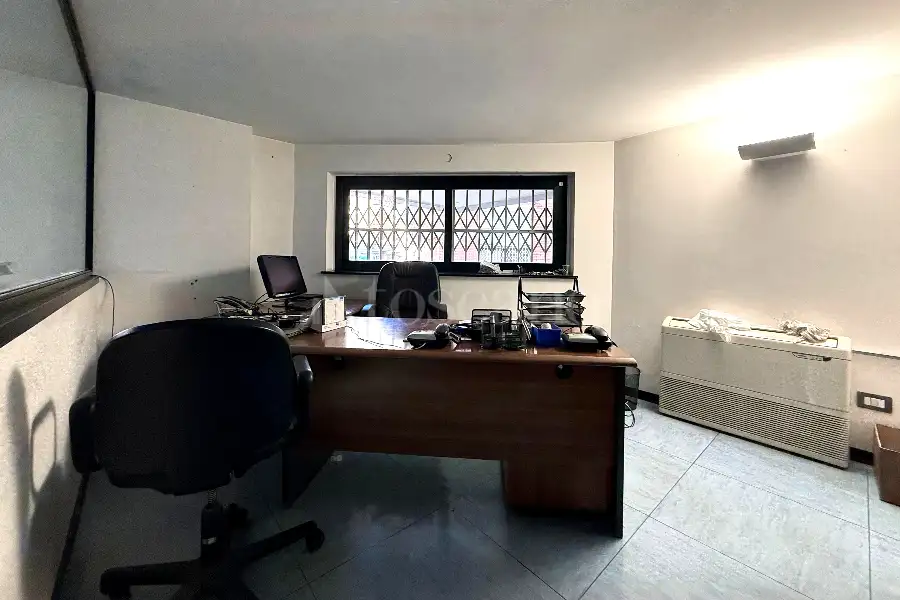 Negozio in vendita di 350 mq a €339.000 (rif. 6/2026)