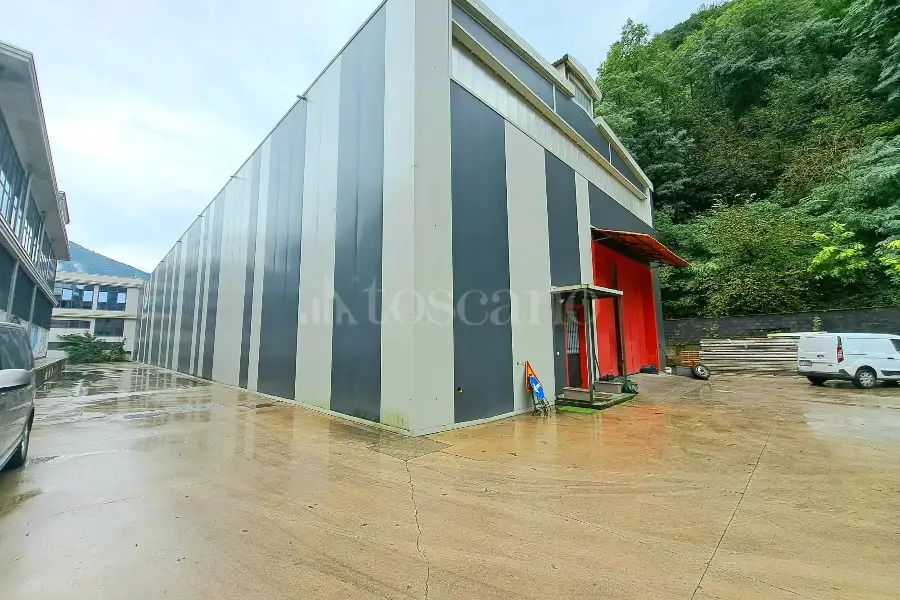 Capannone in vendita di 960 mq a €950.000 (rif. 41/2025)