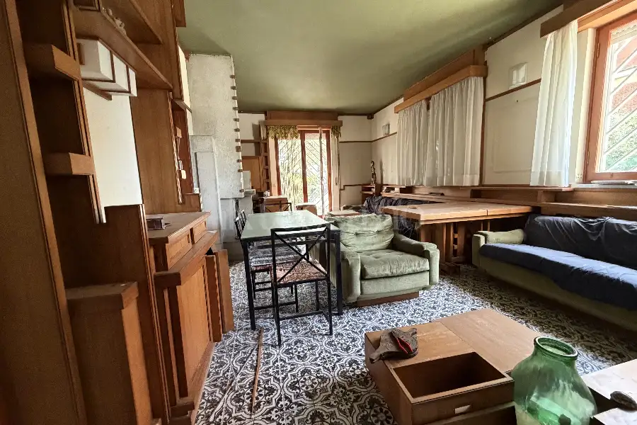 Casa Indipendente in vendita di 230 mq a €255.000 (rif. 23/2026)