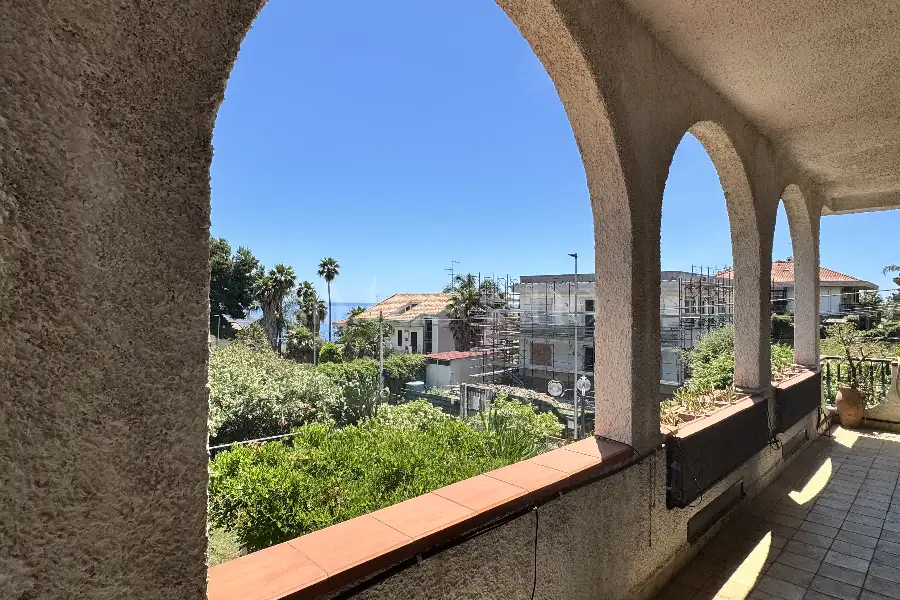 Villa in vendita di 380 mq a €550.000 (rif. 94/2026)