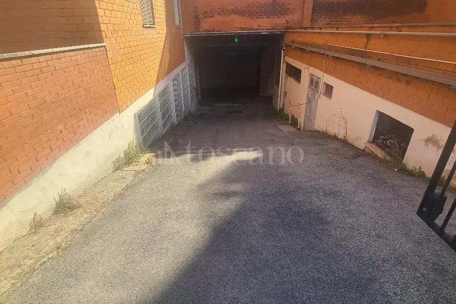 Box in vendita di 32 mq a €25.000 (rif. 50/2025)