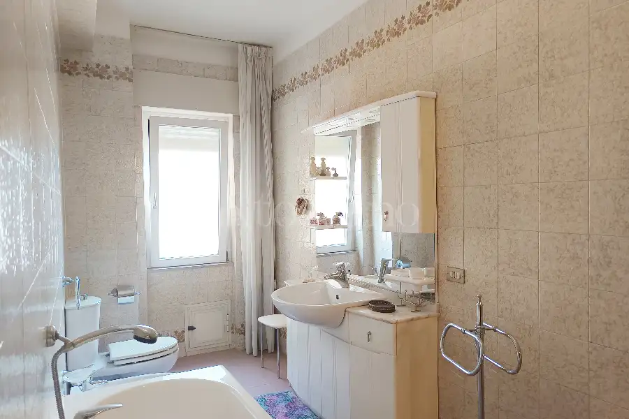 Casa in vendita di 221 mq a €169.000 (rif. 143/2025)