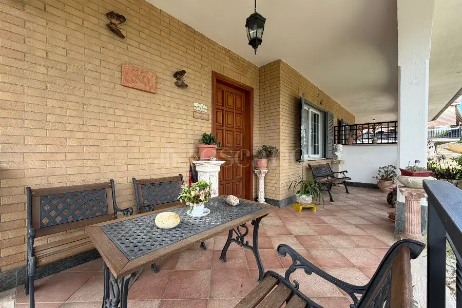 Villa Bifamiliare in vendita di 310 mq a €535.000 (rif. 28/2026)