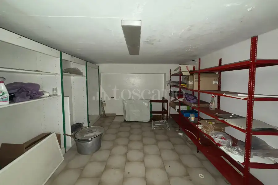 Negozio in vendita di 21 mq a €32.000 (rif. 50/2026)