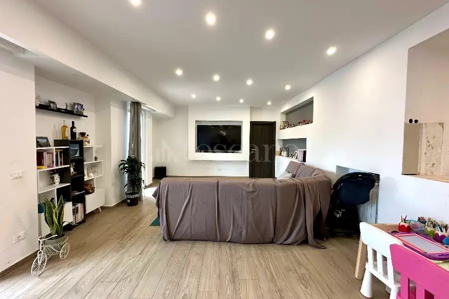 Casa in vendita di 205 mq a €360.000 (rif. 21/2025)