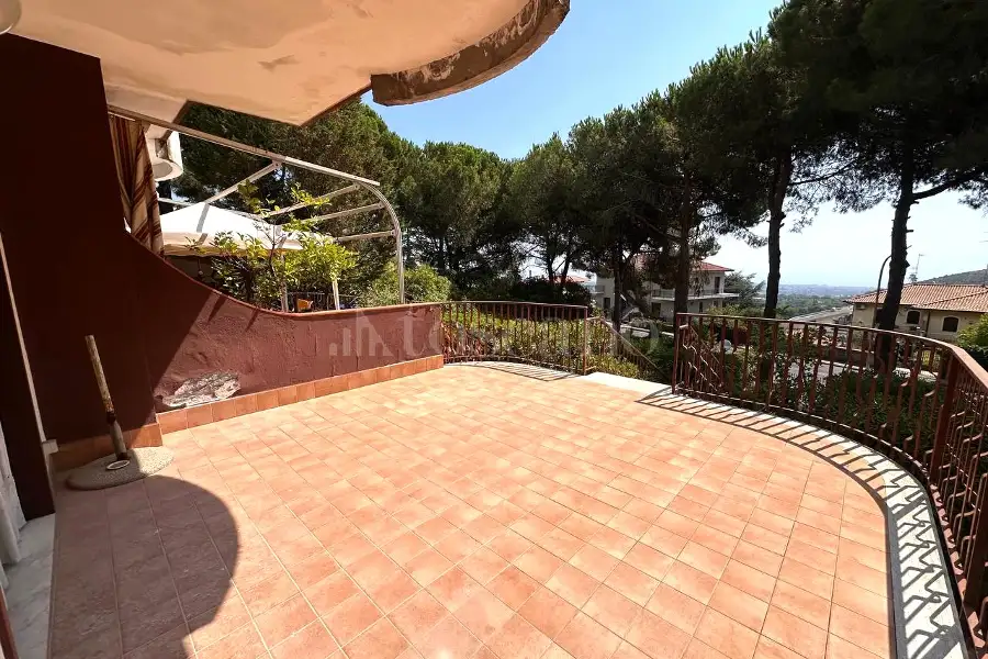 Villino a Schiera in vendita di 200 mq a €249.000 (rif. 144/2026)