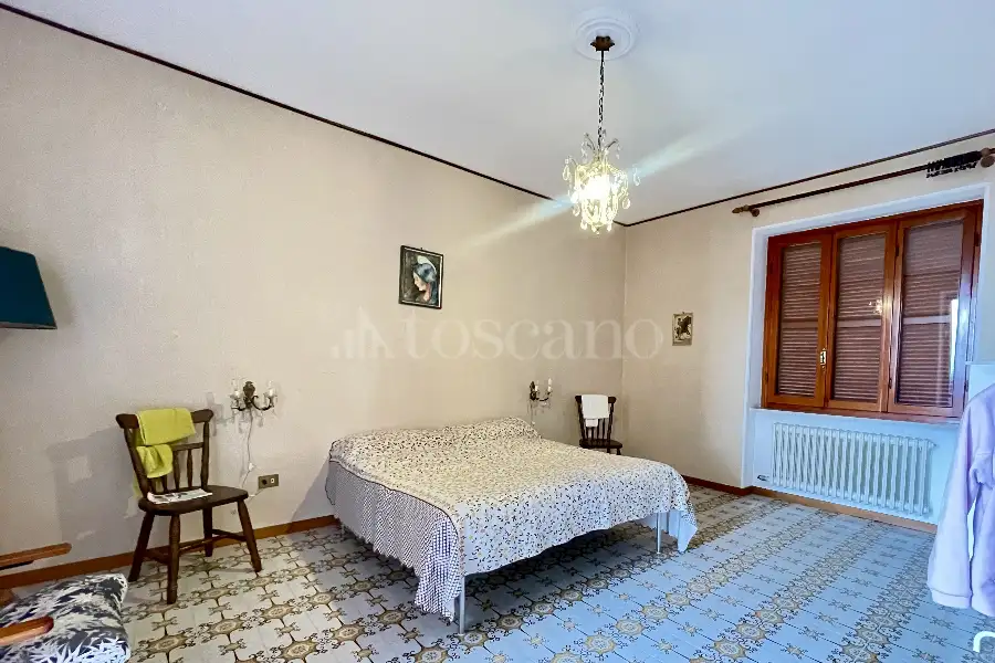 Villa in vendita di 400 mq a €295.000 (rif. 2/2026)