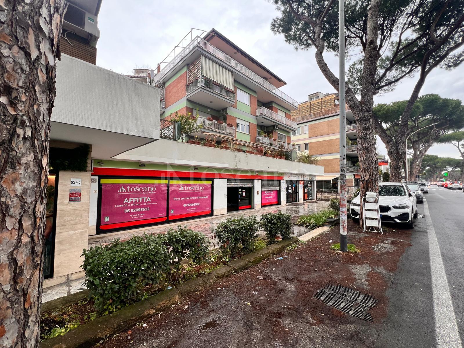 affitto Negozio a Roma in Via Nomentana, Talenti 712024 | Toscano