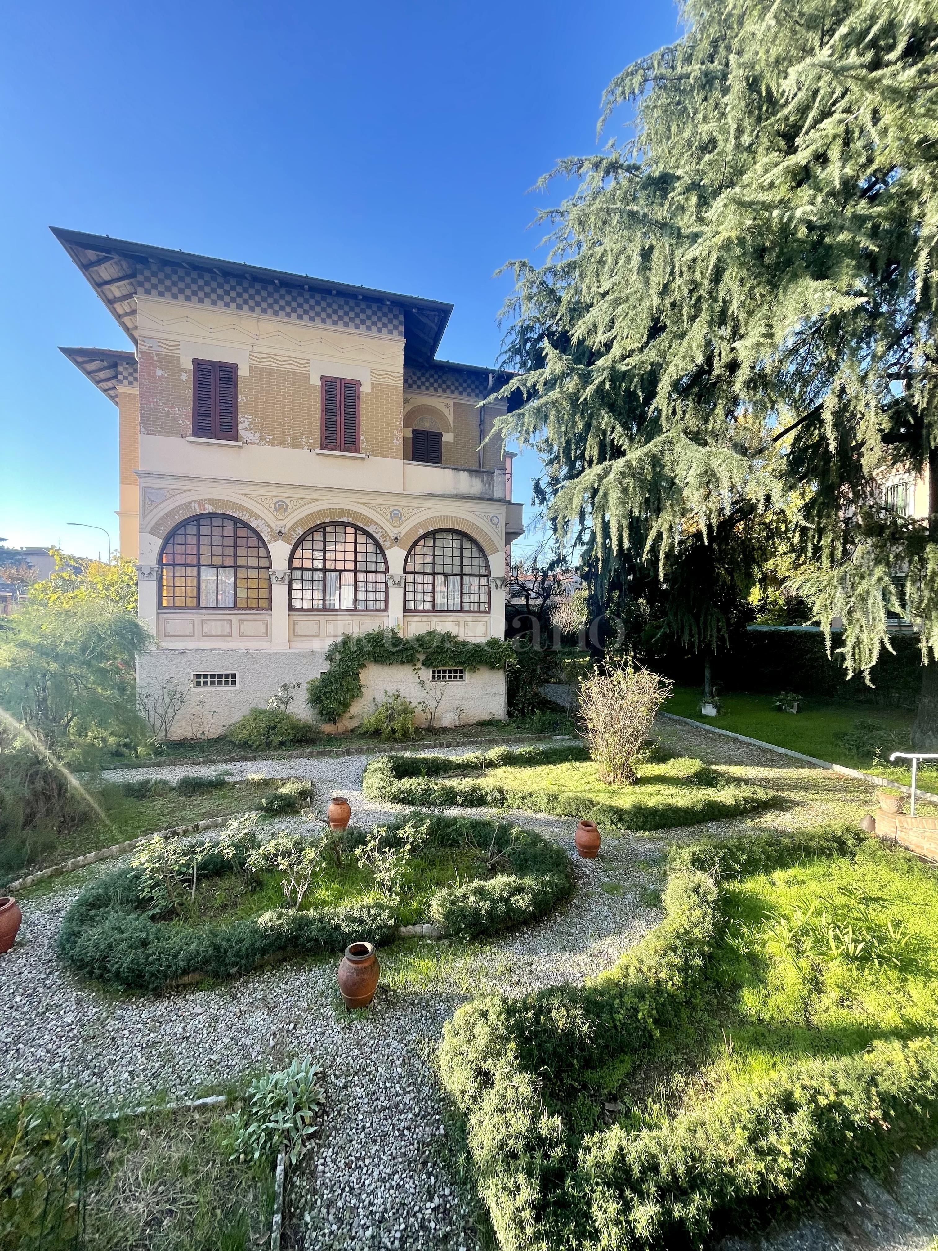Villa a Brescia in Viale Venezia, Venezia