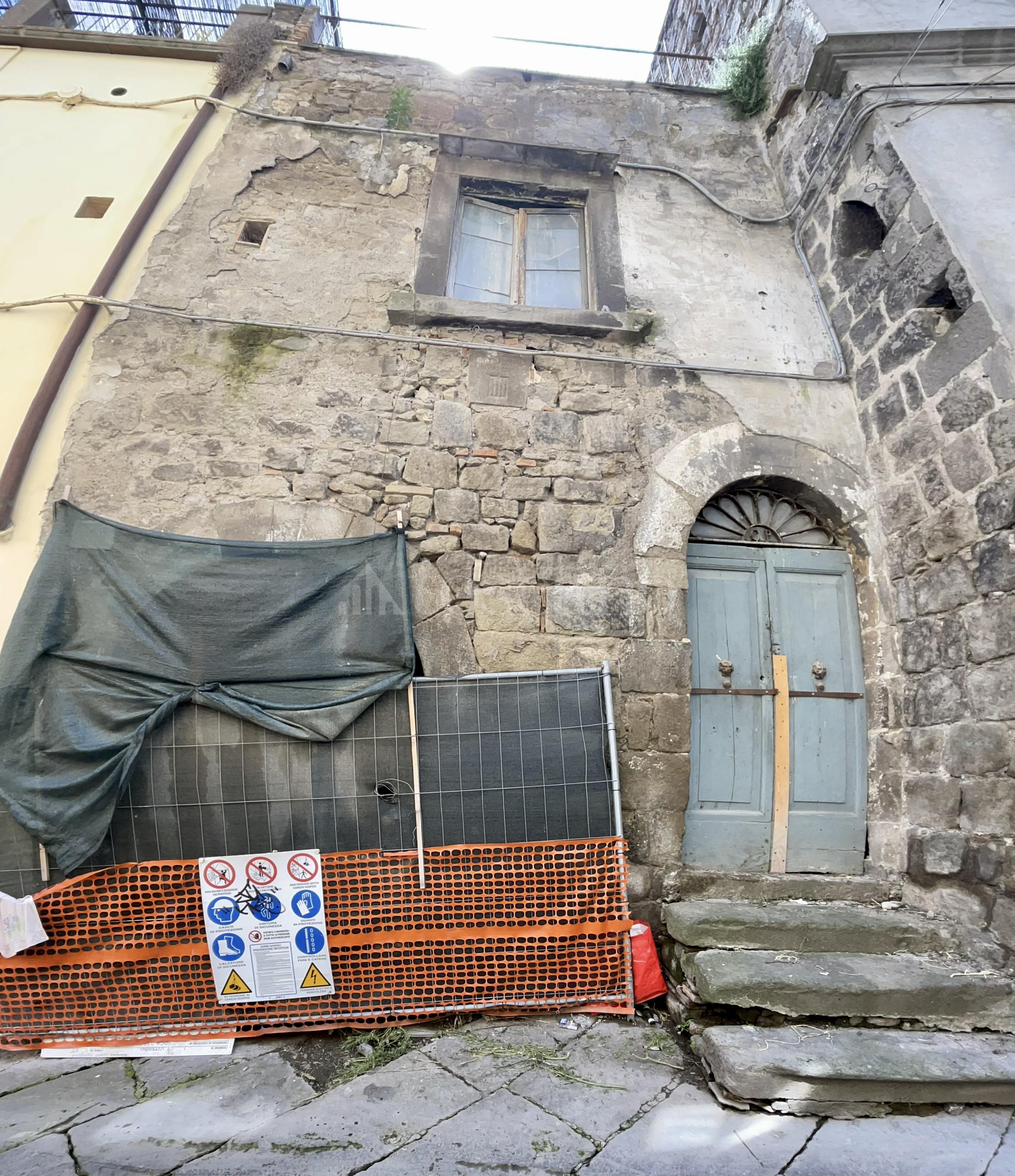 Casa a Viterbo in Via crochi, San Pellegrino