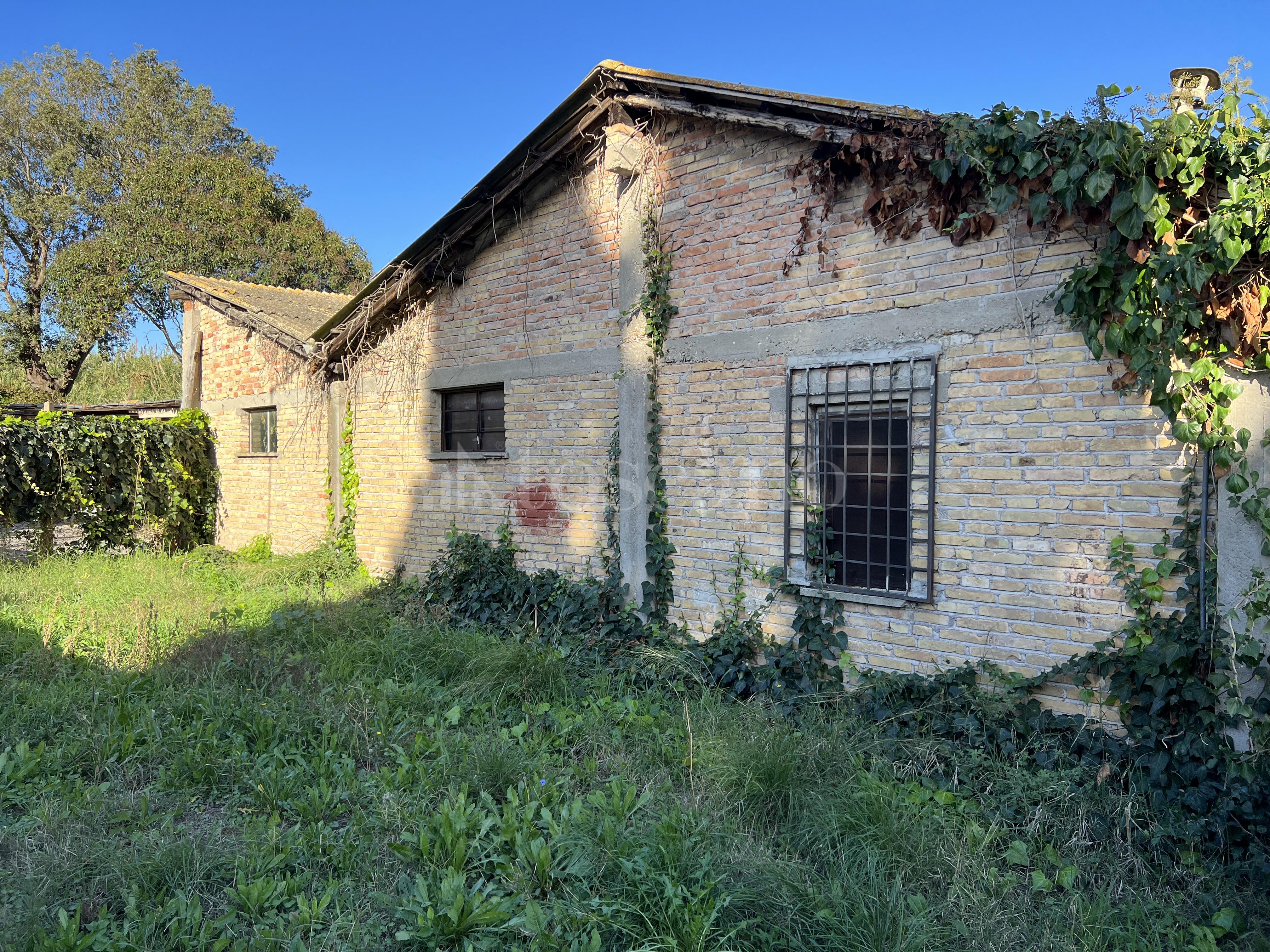 Casale a Fiumicino in Viale di Castel San Giorgio