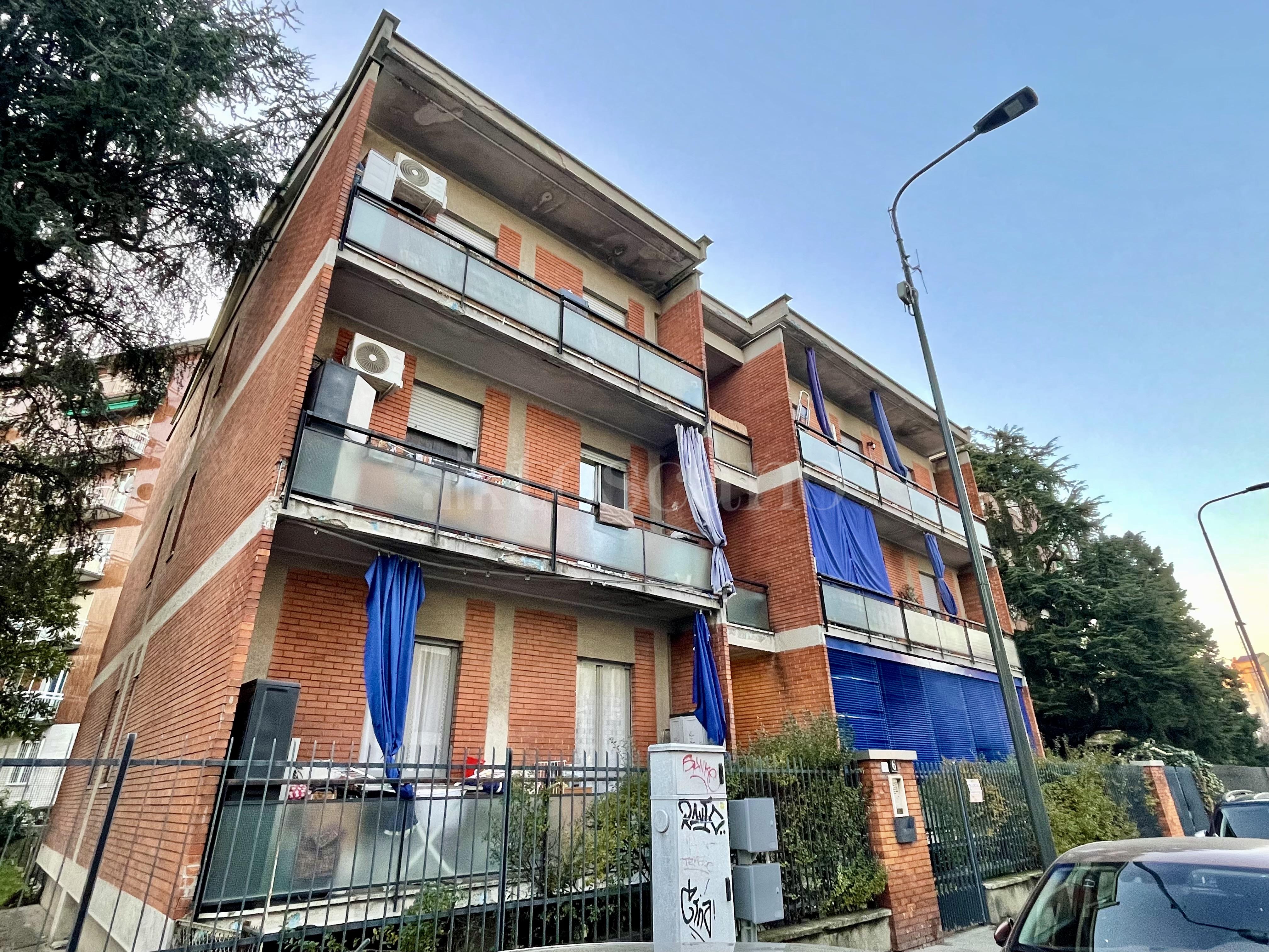 Casa a Milano in Via Alberico Da Rosciate , Baggio