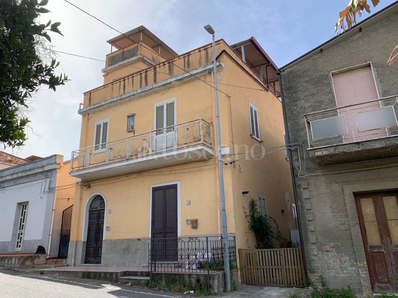 Casa a Reggio di Calabria in Via Archi Carmine, Carmine