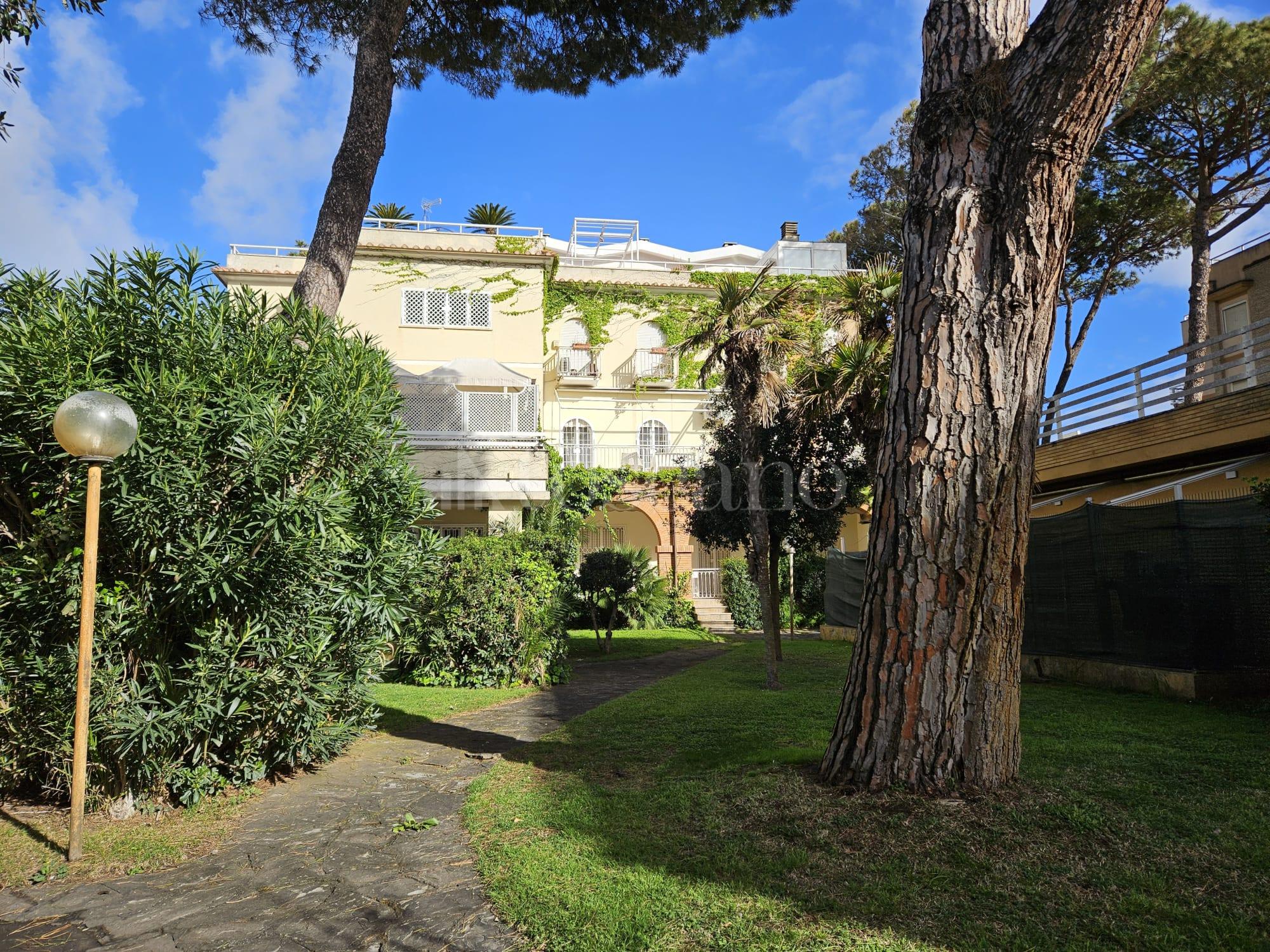 immagine annuncio 1 di 4