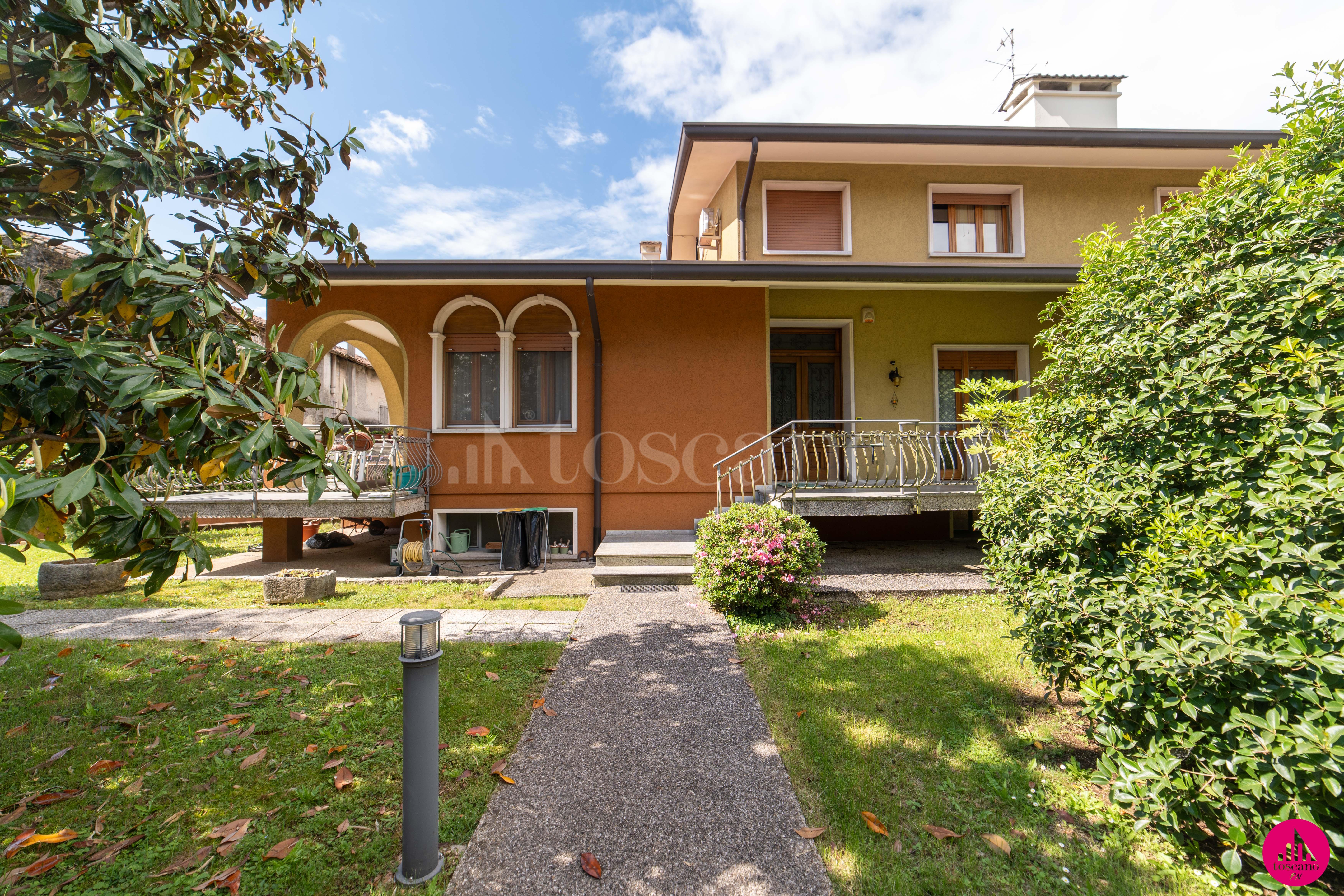 casa indipendente in vendita ad Aviano