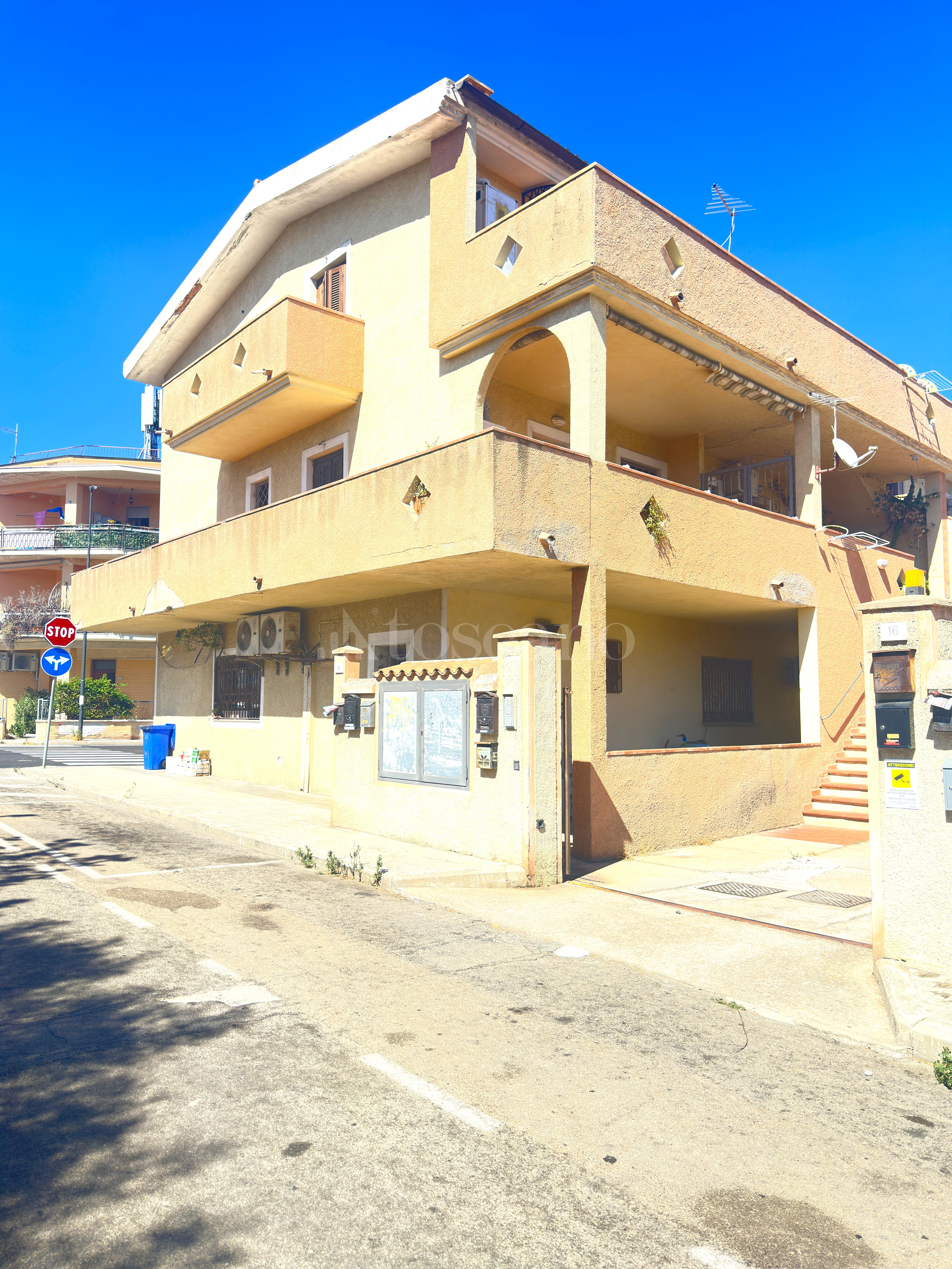 casa semindipendente in vendita ad Olbia in zona Barcellona