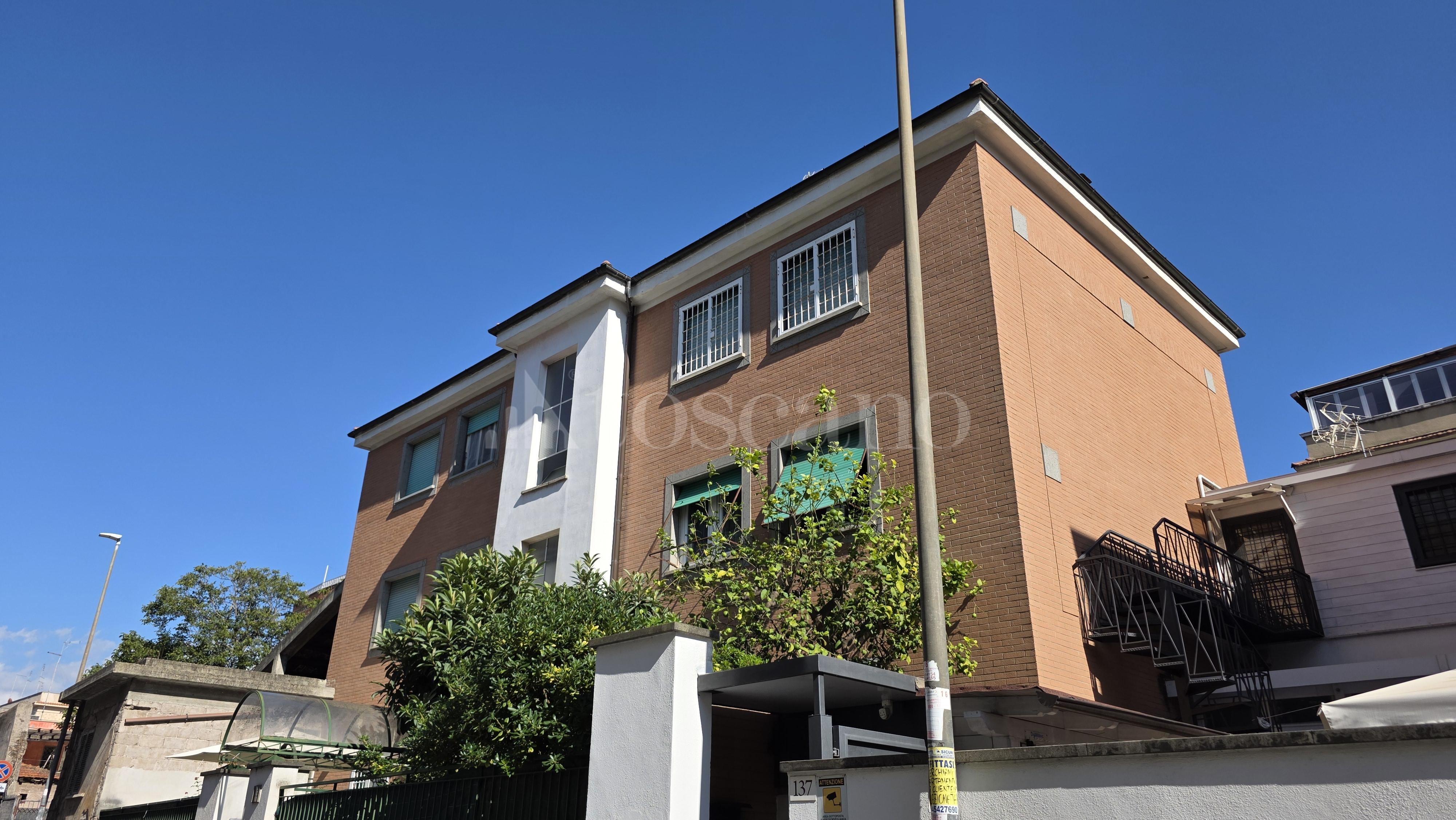 vendita Casa a Roma in VIA DEL FONTANILE ARENATO 40/2025 | Toscano