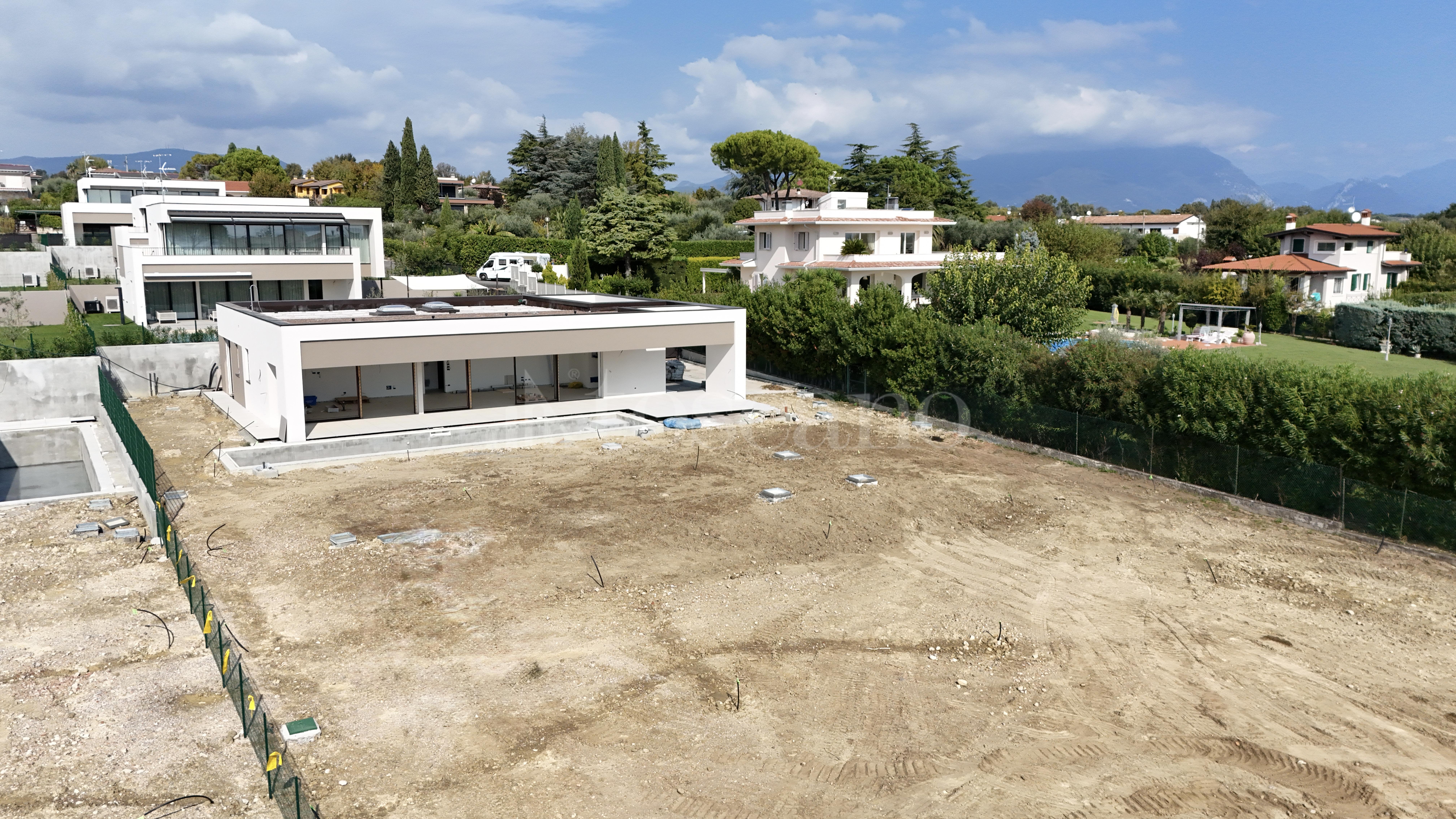 casa indipendente in vendita a Moniga del Garda